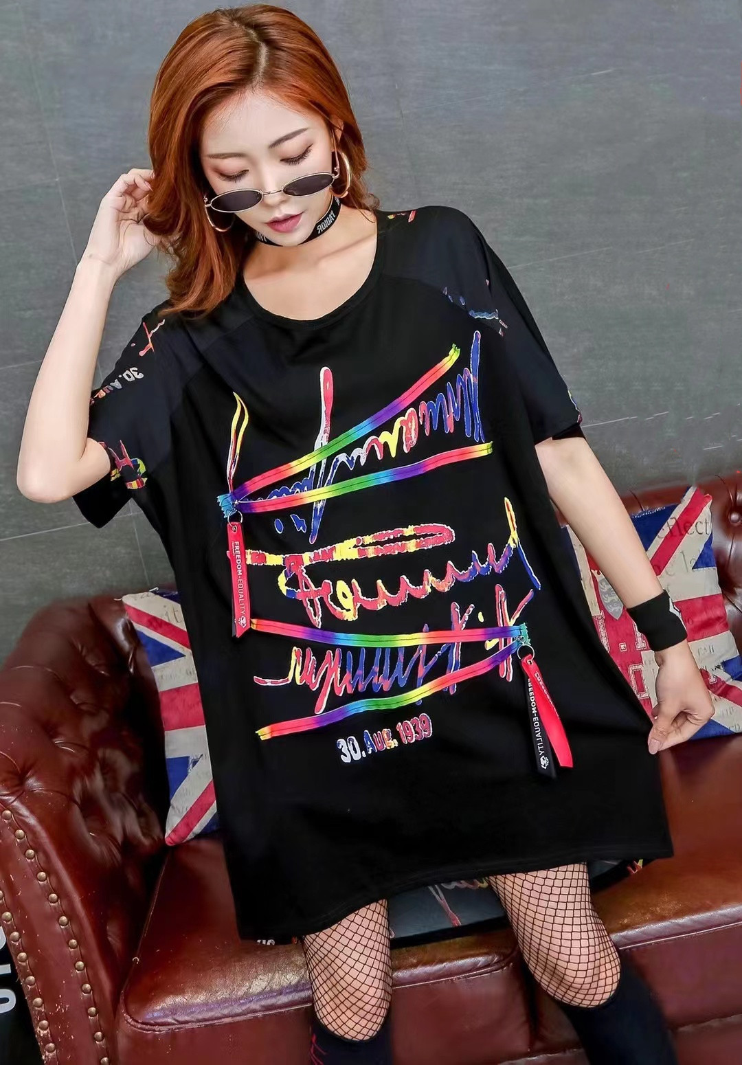 原宿风潮牌大码女装180可穿夏短袖t恤圆领个性印花拼接大版上衣