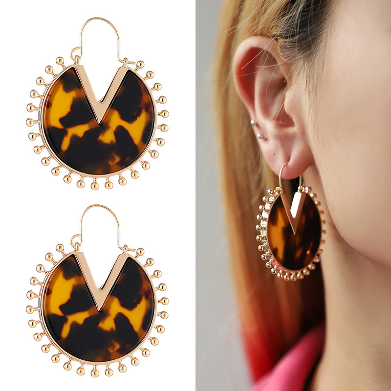 Kenjie Autumn and Winter New High-Grade Exquisite Acrylic Earrings Female Europe and America Cross Border Fashion Temperament Plate Earrings