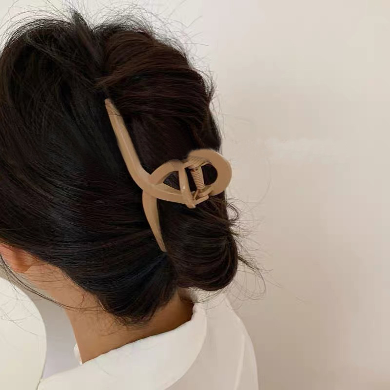 Internet Celebrity Plastic Cross Grip Simple Cross Glossy One Word Hair Clip Girl Bath Outdoor All-Matching Hairpin Wholesale