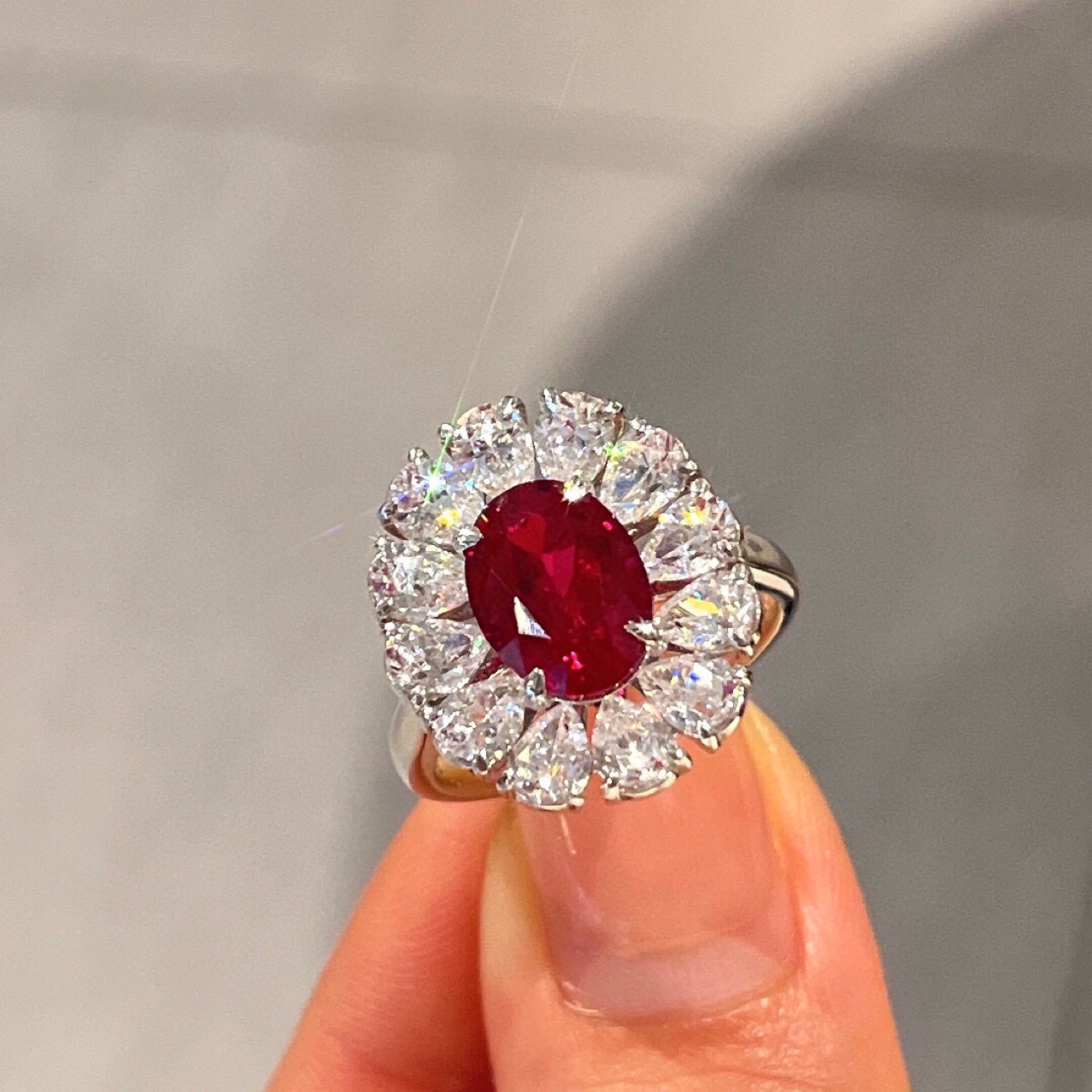 雅度珠宝 跨境电商批发工厂批发一手货源 新款培育红宝戒指的纯银