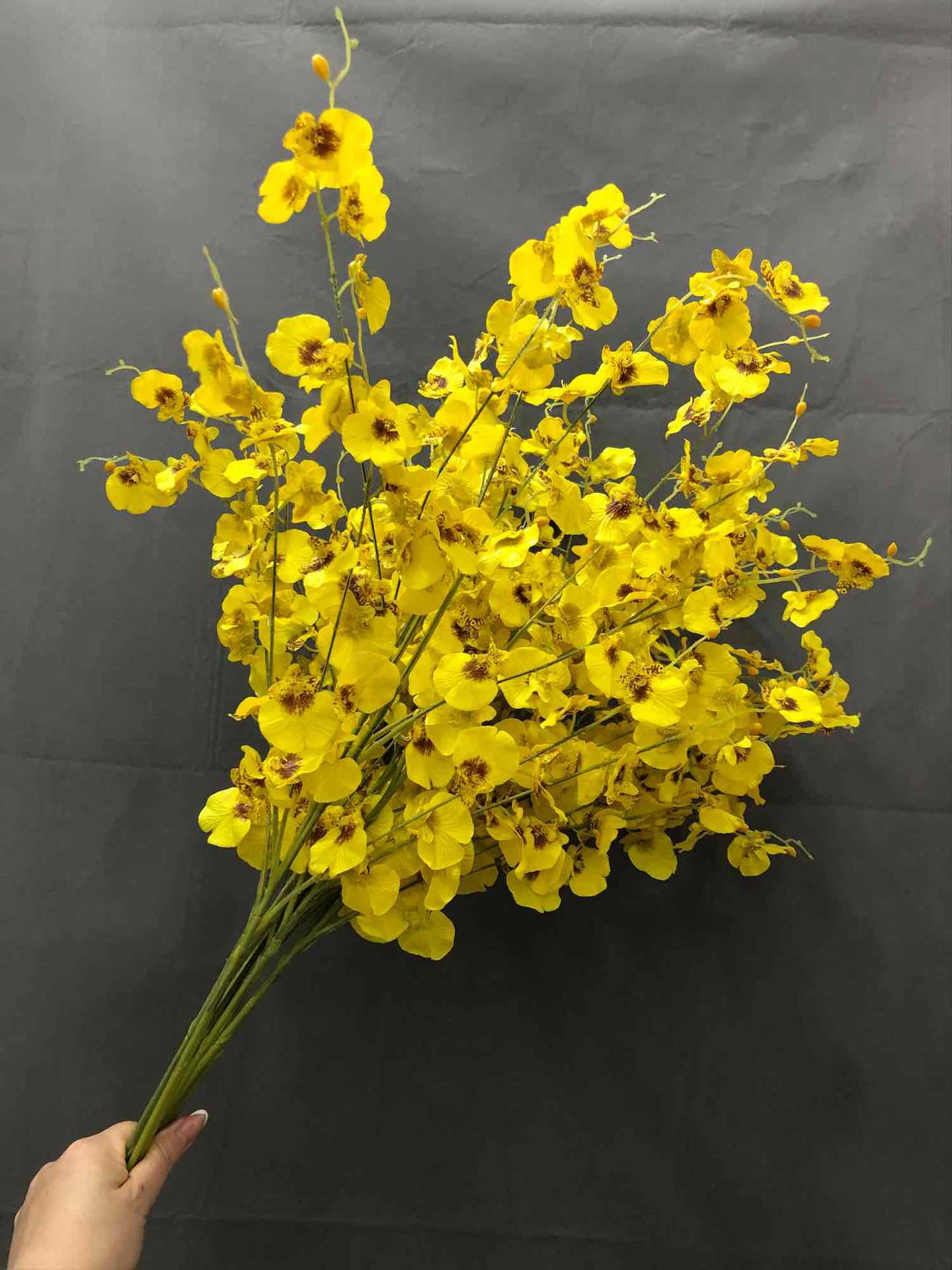 仿真手感跳舞兰胶片pu黄色跳舞兰桌面装饰花艺现代简约清新跳舞兰