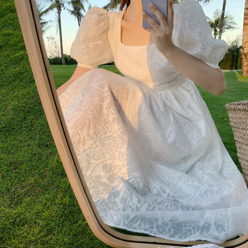 三亚海边拍照旅游衣服女出游度假沙滩裙子超仙旅行穿搭女装连衣裙