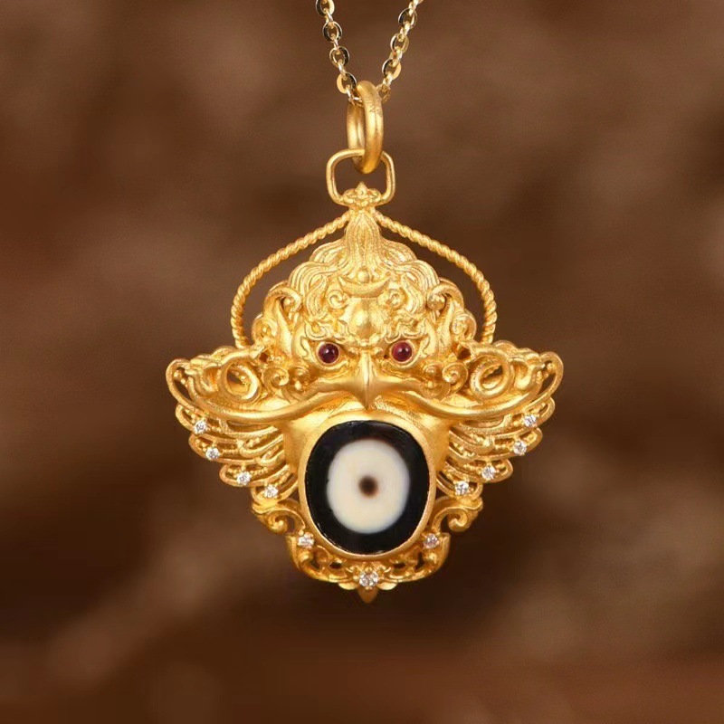 巧匠灵工 微镶宝石 18k黄金镶天珠金翅大鹏鸟民族风瑞兽挂件佩饰