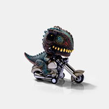 我趣！一个的欢乐！看看霸王龙骑上心爱的小摩托惯性恐龙玩具摆虹