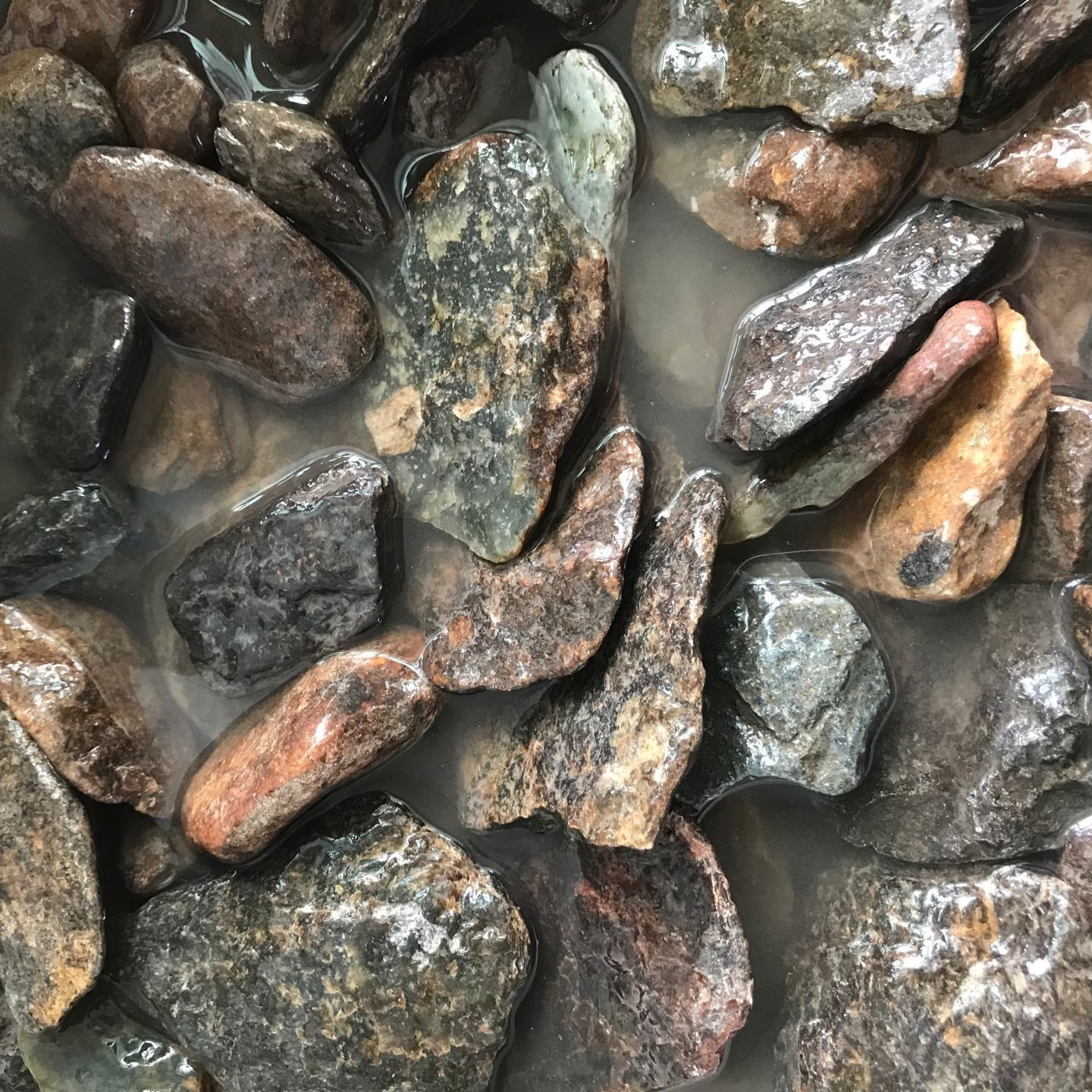 玉石岫玉河磨原石毛料籽料裸石河磨玉挂配手把件练手雕刻