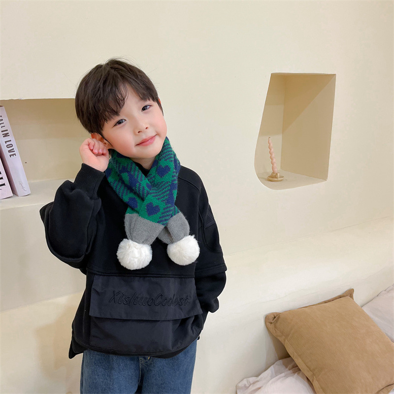 2023 Korean Style Love Children's Knitted Cross Hair Ball Fork Scarf Autumn and Winter New Keep Baby Warm Wool Scarf Wholesale