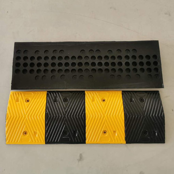 多规格橡胶减速带 汽车公路道路减速板 加油站限速缓冲带现货