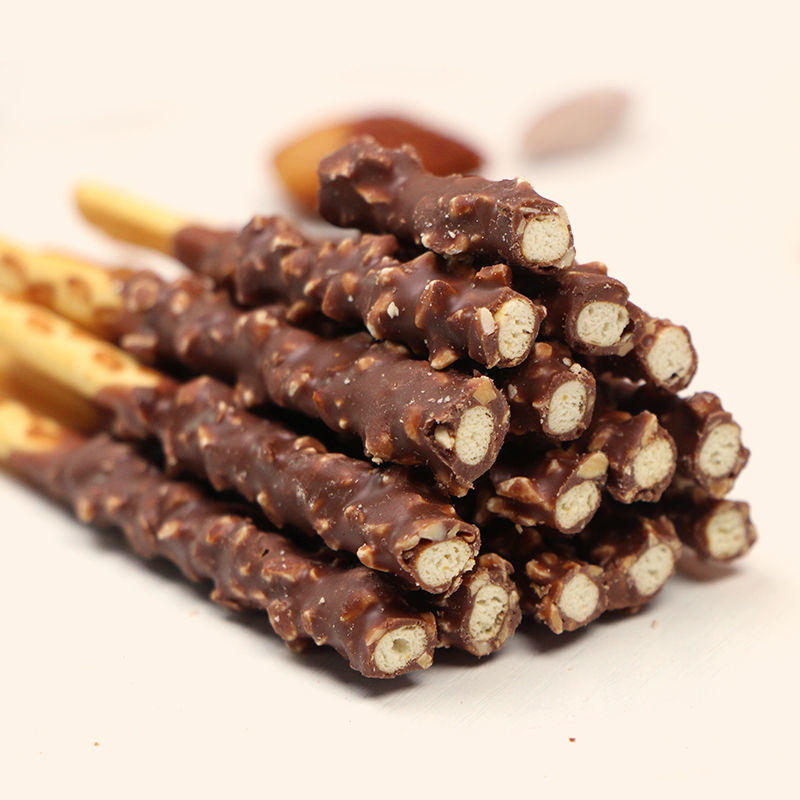巧克力棒坚果仁长条百醇涂层手指饼干网红小零食健康食品小吃散称