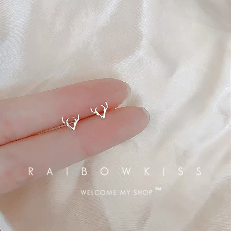 925 Silver Stud Earrings for Women 2021 New Trendy Summer Simplicity Small Instafamous Design Sense Ins Style Earrings Earrings