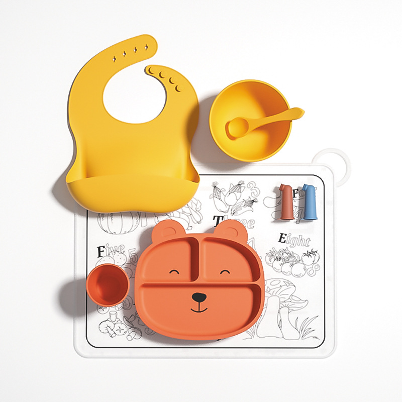 Food Grade Baby Feeding Tableware Set Silicone Snack Catcher Fork and Spoon Silicone Children's Bib Compartment Tray Baby Bowl with Straw