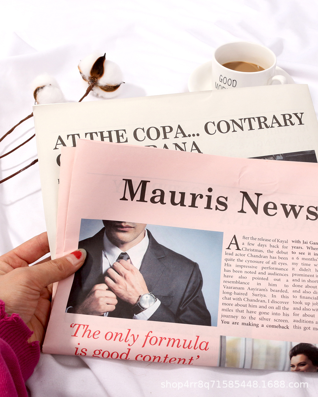 ins粉色报纸外文报纸风复古做旧英文报纸拍摄道具外国报纸拍照纸