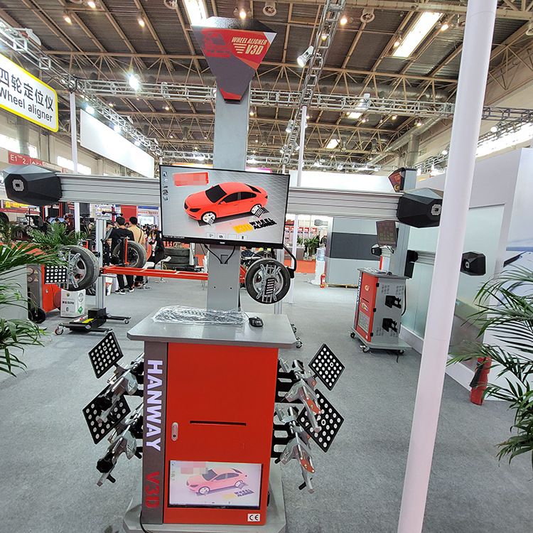 四轮定位仪 四柱四轮定位仪 移动式智能四轮定位仪