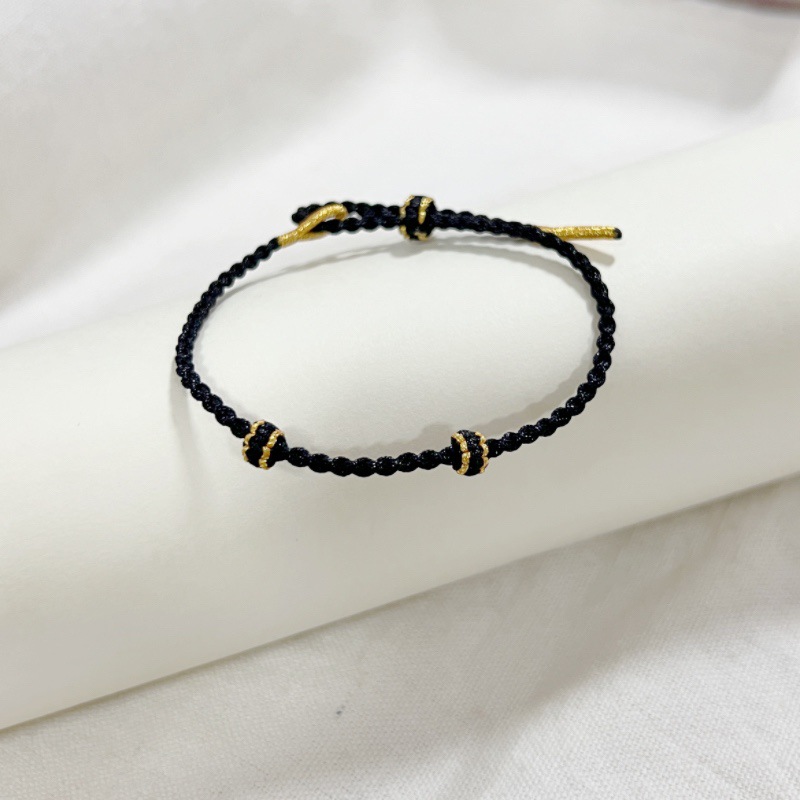 编织四股辫手绳2.