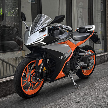 珠峰凯越321rr双缸水冷跑车春风250sr重机车nk250街车趴赛摩托车