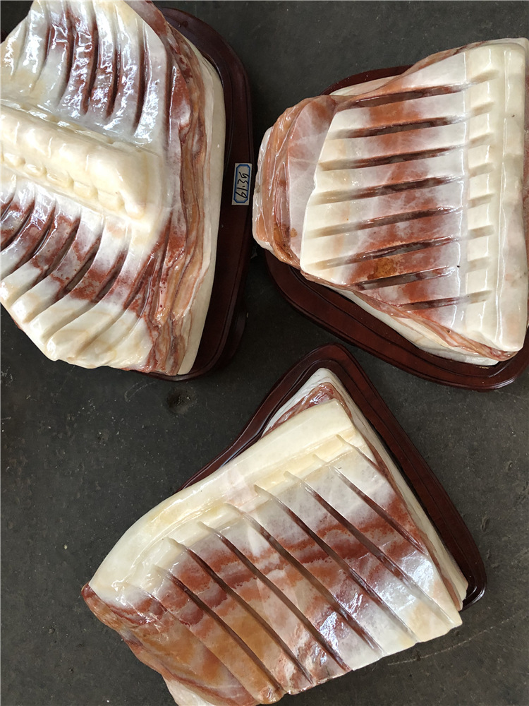 富贵猪肉石摆件五花肉原石造型奇石广西腊肉石招财风水石肉石摆件