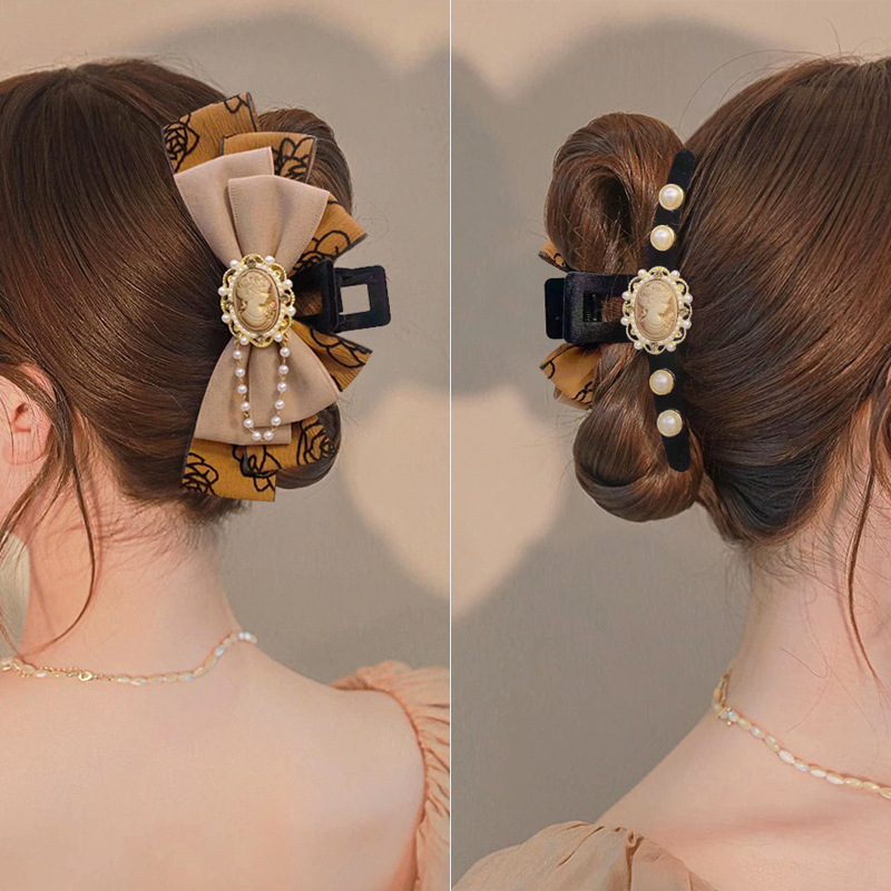 饰品发饰春季新款美拉德玫瑰花发夹发卡布艺蝴蝶结抓夹鲨鱼夹盘发