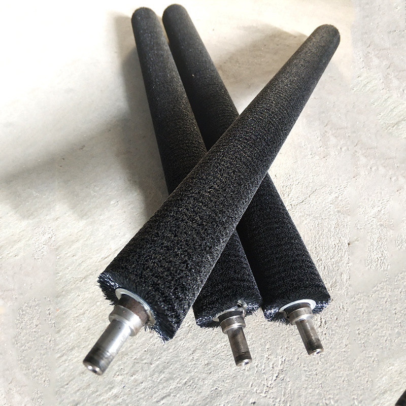 工业毛刷辊定制滚筒刷辊小型尼龙丝毛刷辊定做机械清洗毛刷辊厂家