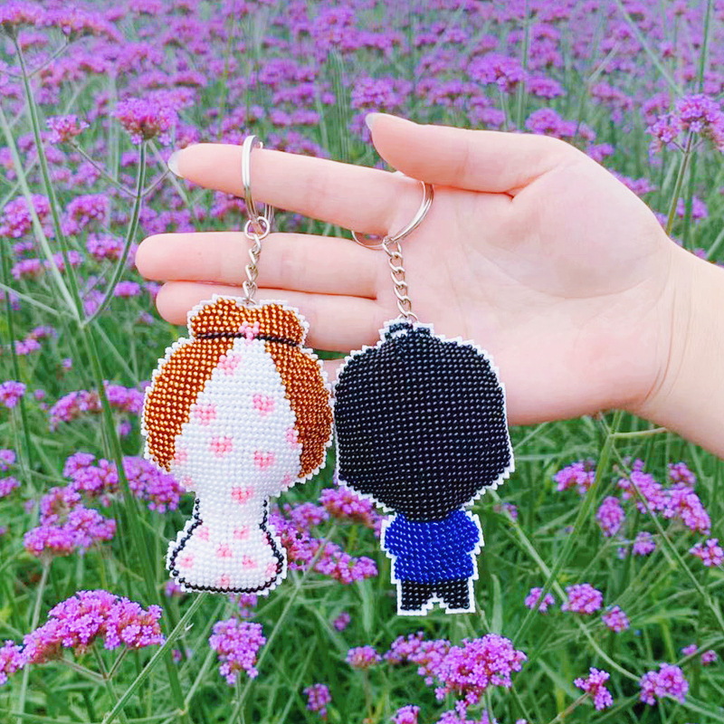 印花十字绣可爱卡通萌小q新郎新娘结婚情侣全珠绣钥匙扣手机挂件