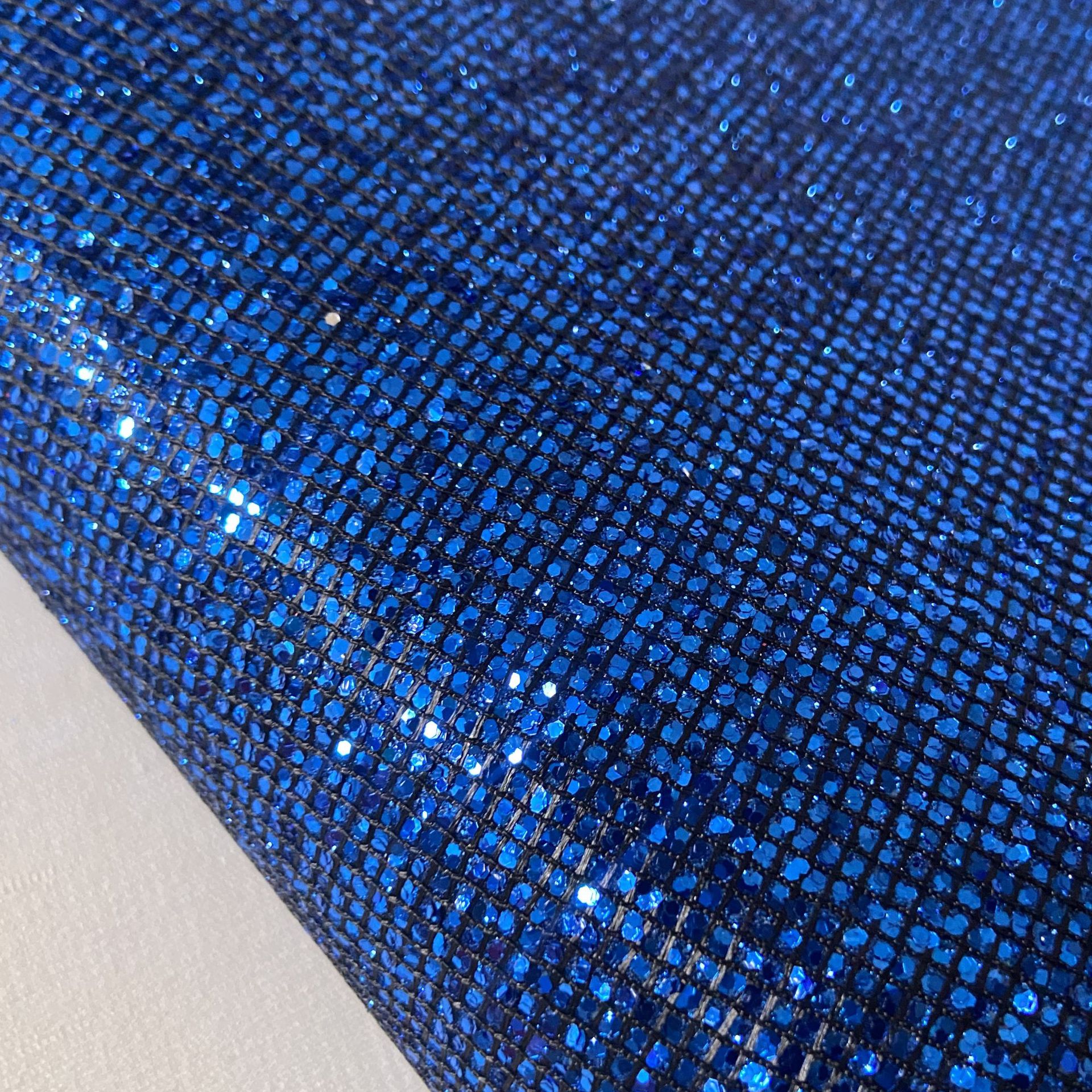 pu钻石皮革金葱粉闪光格利特面料亮粉鞋材网格闪粉亮布亮片