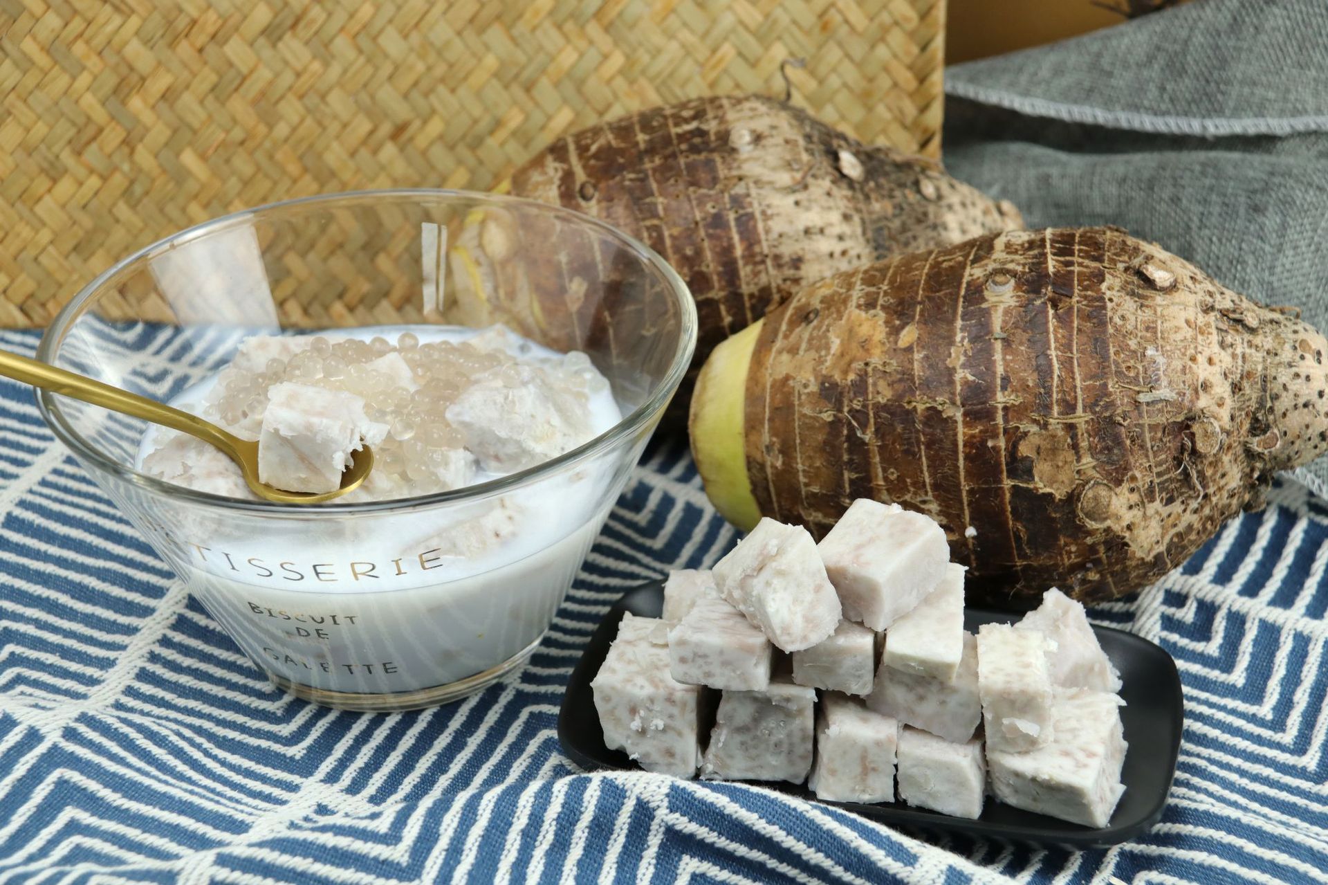 产地货源广西荔浦大芋头5斤整箱粉糯香芋批发 新鲜现挖甜品店原材