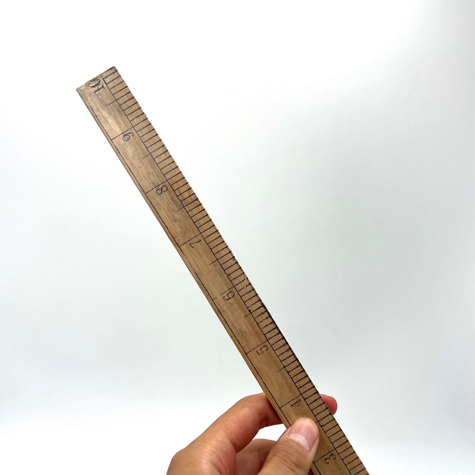 厂家现货 精品山竹直尺家用缝纫测量市尺 一尺塑封量衣裁衣山竹尺