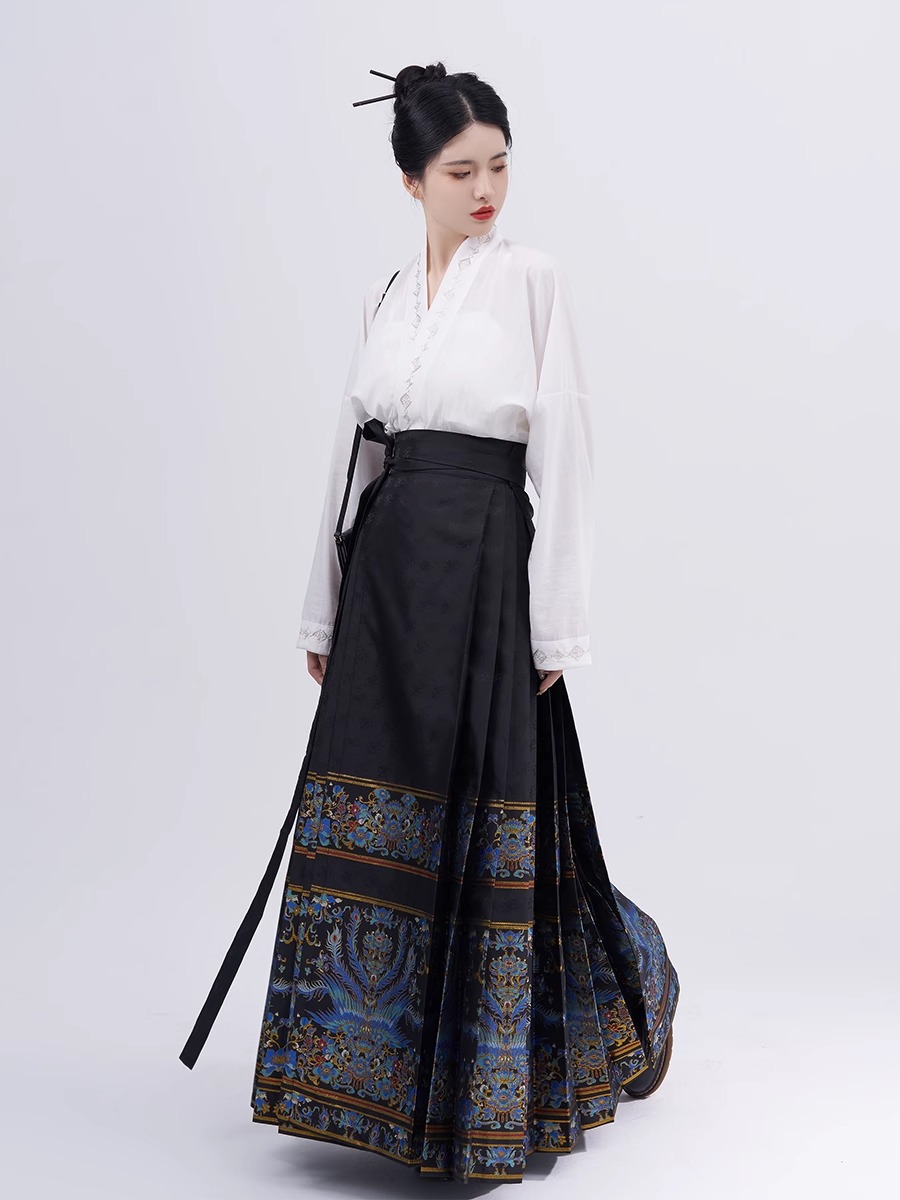 现货明制马面裙汉服点翠配山河映画飞机袖衬衫上衣-阿里巴巴