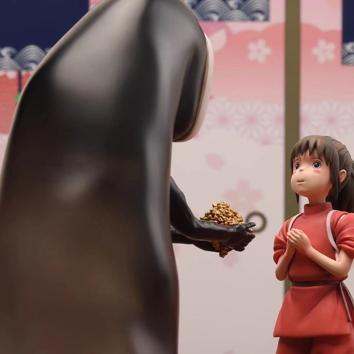 国产神隐手握系列千与千寻小千无脸男gk雕像手办桌面摆件公仔玩具