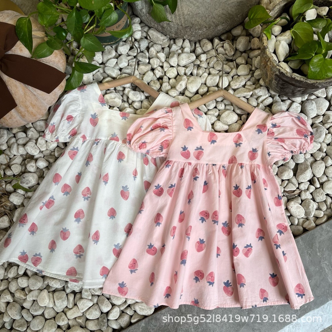 女童裙子批发110-150码2024年夏款韩版洋气休闲草莓连衣裙yo001