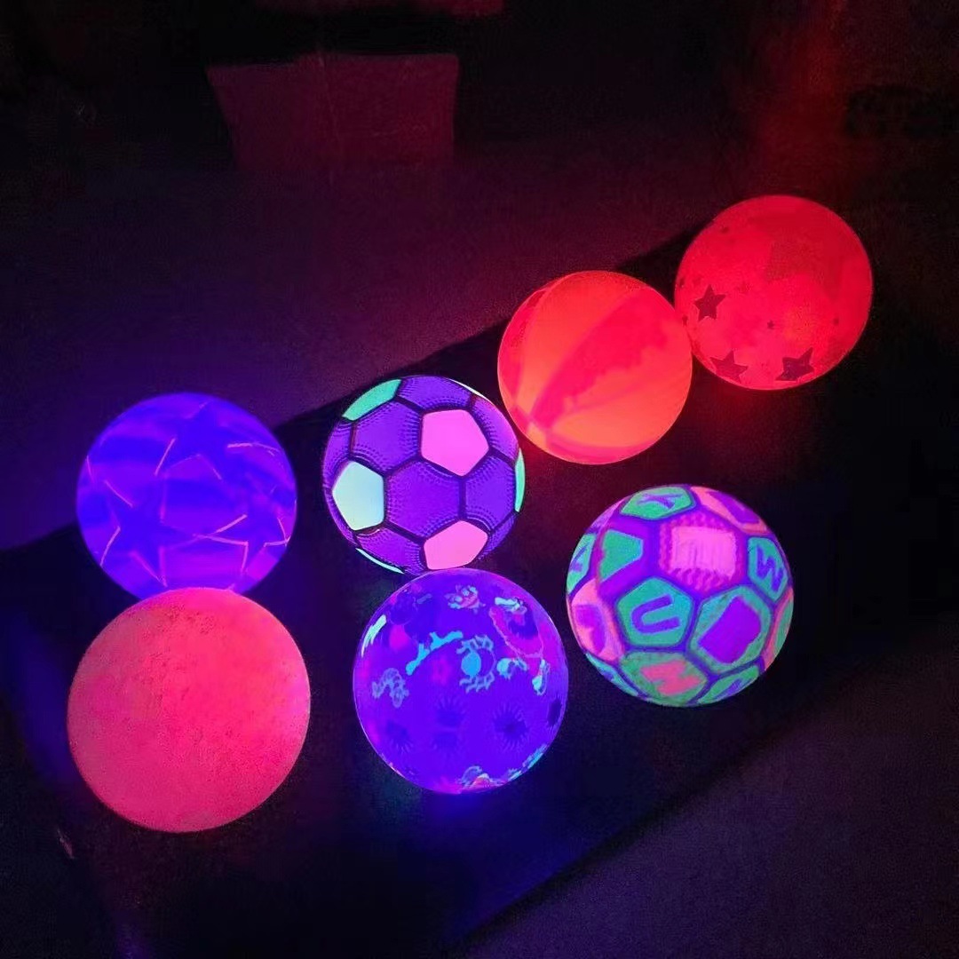 New Flash Football Luminous Basketball Luminous Pat Ball Inflatable Fluorescent Ball Children's Toy