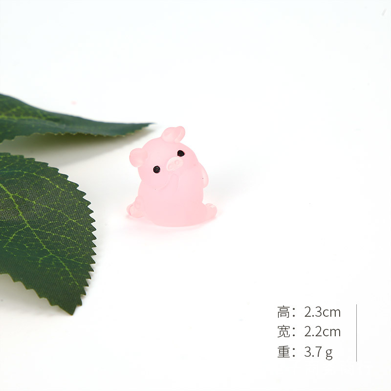 Mini Luminous Pig Cute Online Celebrity Style Small Pink Pig Doll Handmade Diy Jewelry Decoration Keychain Pendant