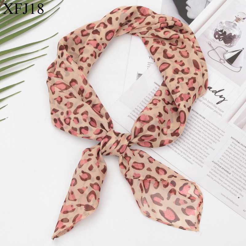 Fashion Leopard Print Scarf Women's Chiffon Soft Small Square Towel European and American Leopard Print Scarf Spring, Summer and Autumn Decorative Scarf