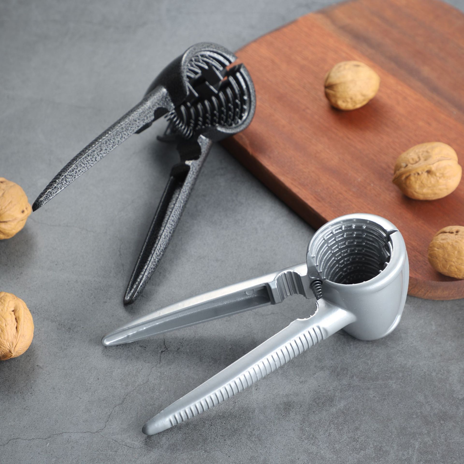 厂家直供铝合金核桃夹剥壳器核桃神器剥核桃榛子夹子多功能