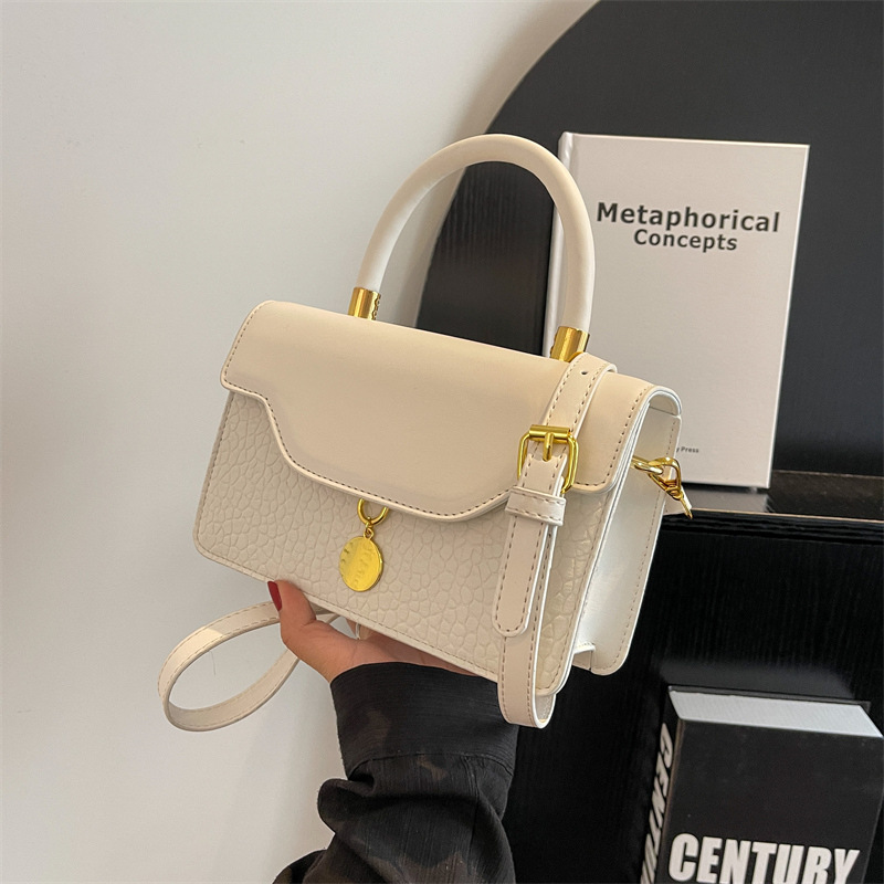 Advanced Texture Small Bag for Women 2023 Spring and Summer Popular Messenger Bag All-Match Shoulder Portable Small Square Bag