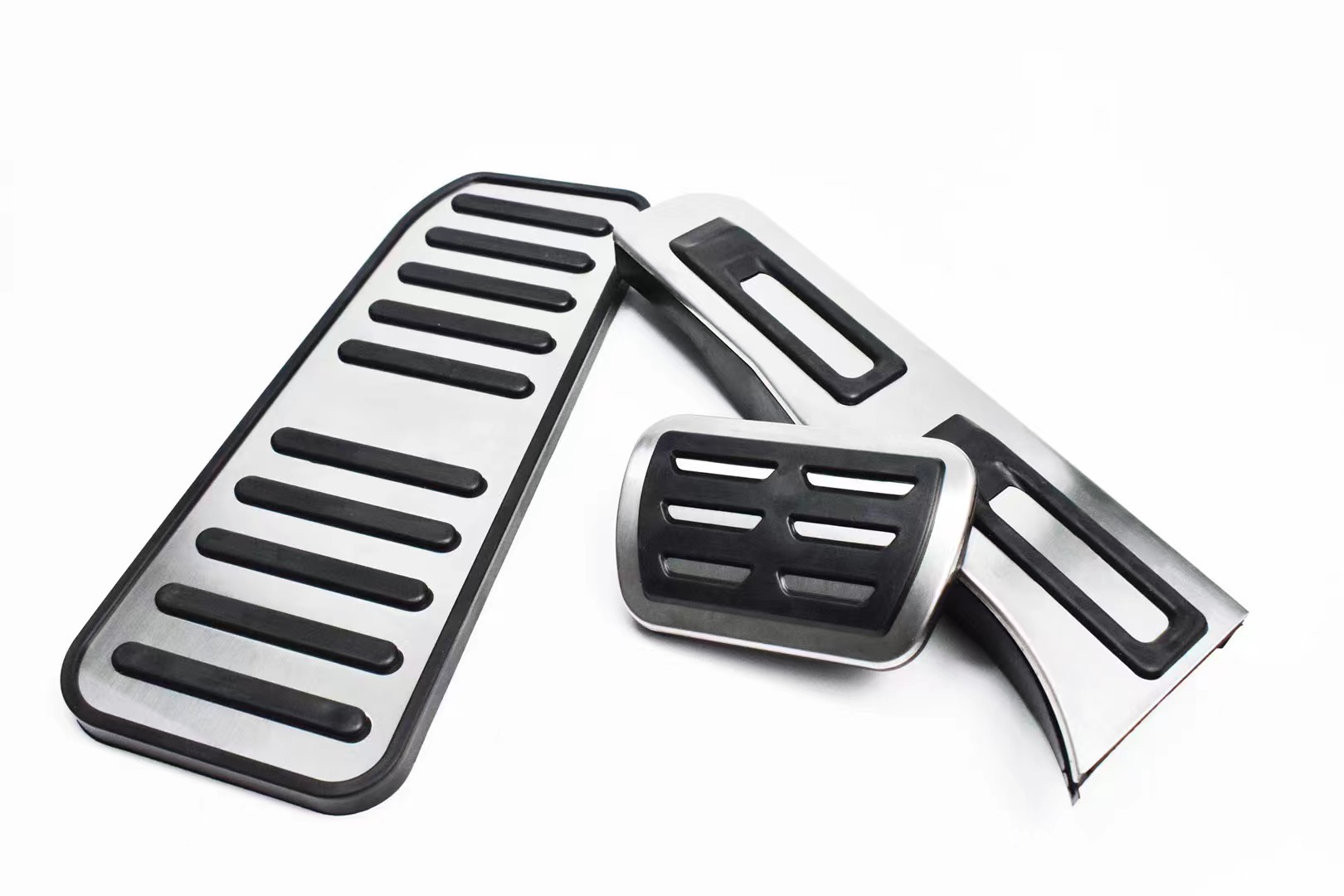 适用于小鹏p7 汽车油门/刹车脚踏板 休息区踏板 改装脚踏板