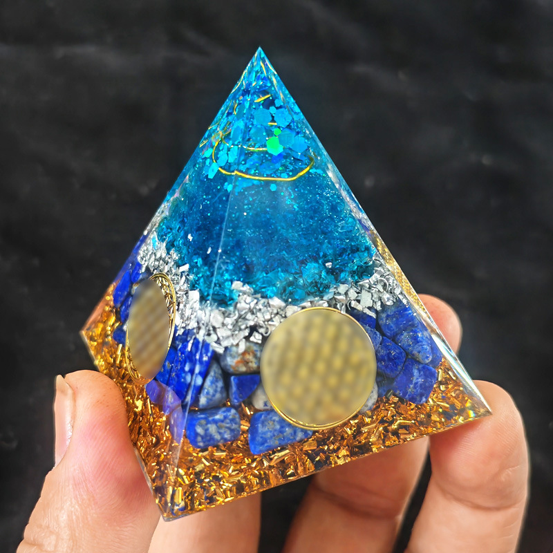 新款亚马逊跨境外贸水晶碎石金字塔创意手工家居摆件工艺品