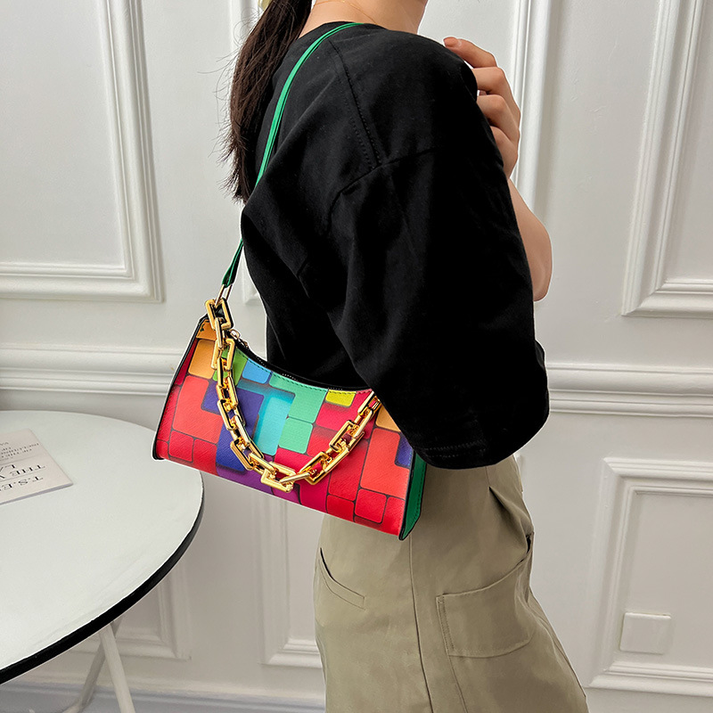 European and American Retro Shoulder Bag 2023 New Fashion Color Contrast Printing Metal Chain Underarm Bag Trend High Quality Bag