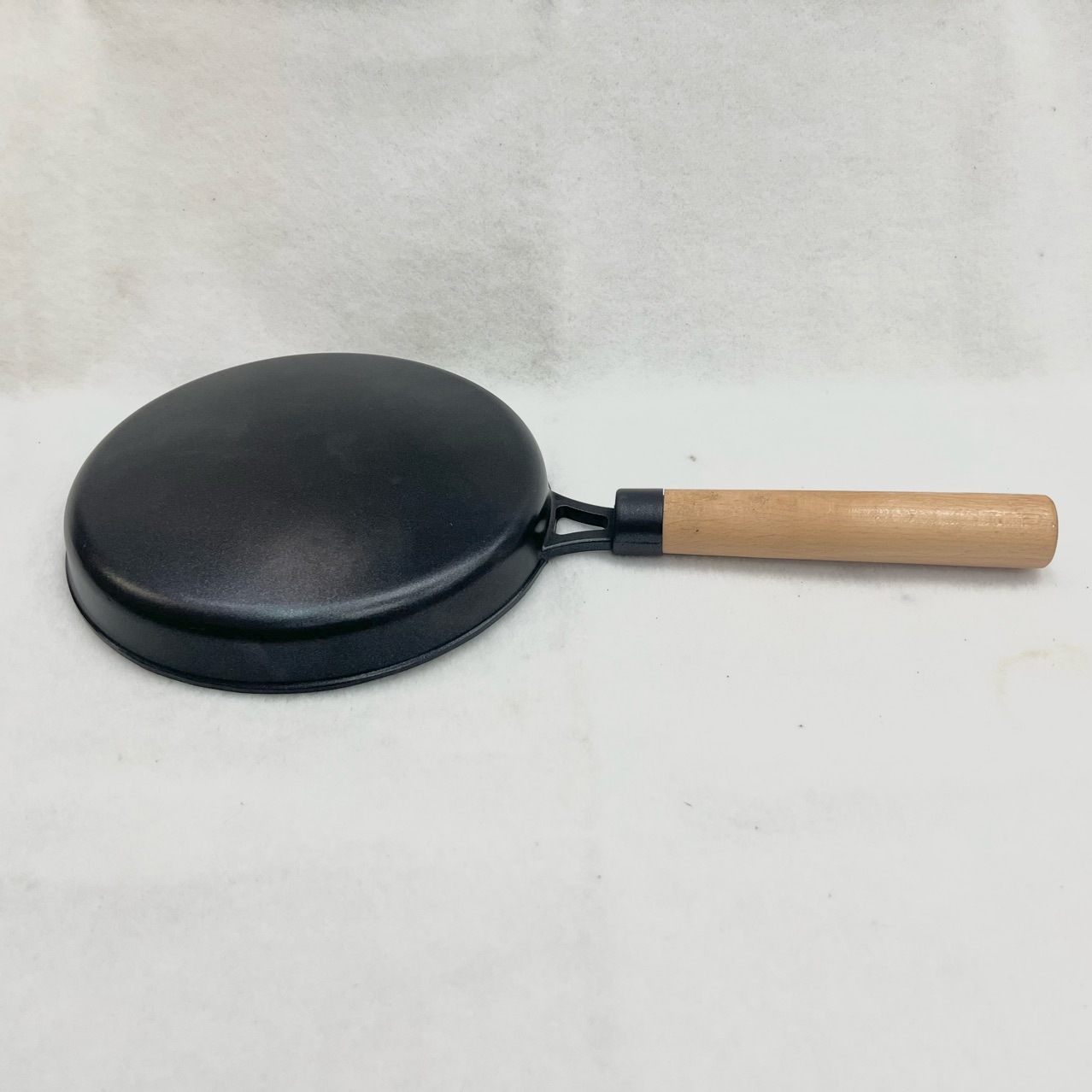 Amazon Pancake Maker Kitchen Household Wooden Handle Egg Frying Pan Southeast Asia Exclusive for Non-Stick Pancake Maker Foreign Trade Export
