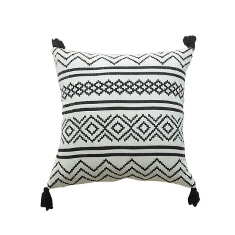 Nordic Morocco Chenille Geometric Pillow Jacquard Tassel Pillow Cover Sofa Cushion Cover Cushion Cover Wholesale