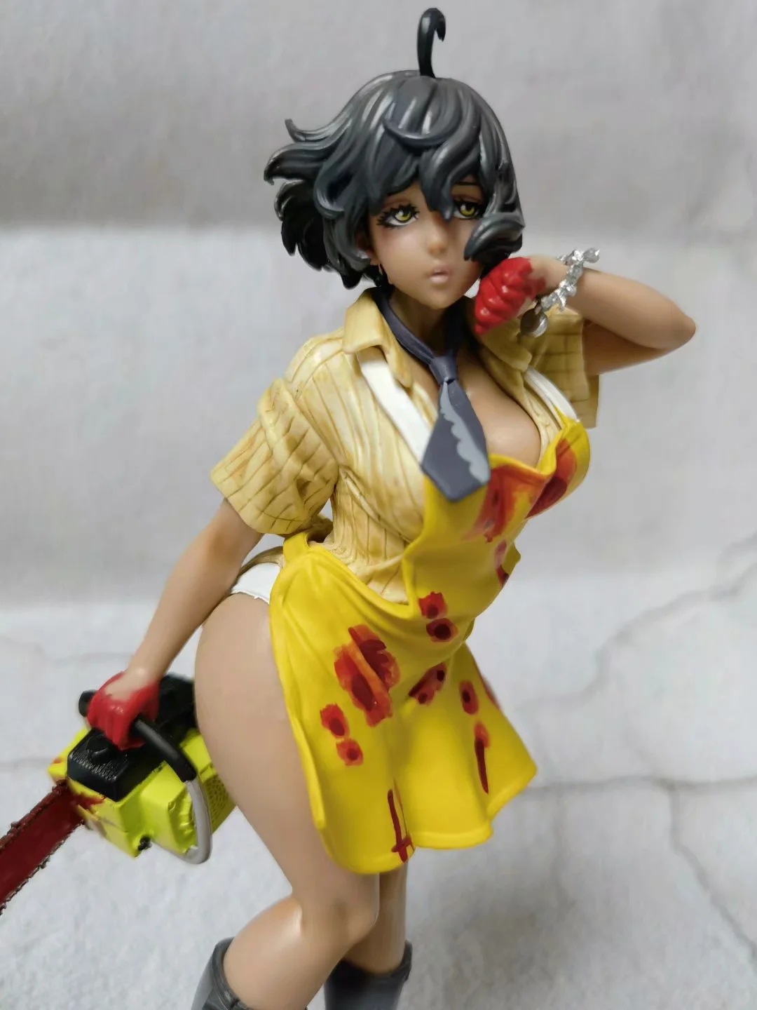 动漫批发 电锯惊魂 女版德州电锯杀人狂 围裙 公仔模型盒装手办