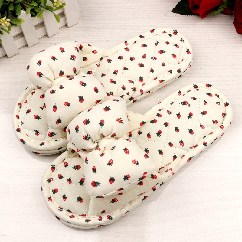 Women's Korean-Style Three-Layer Thick Fabric Slippers Bow Strawberry Home Indoor Fabric Slippers Sandals Colloidal Particle