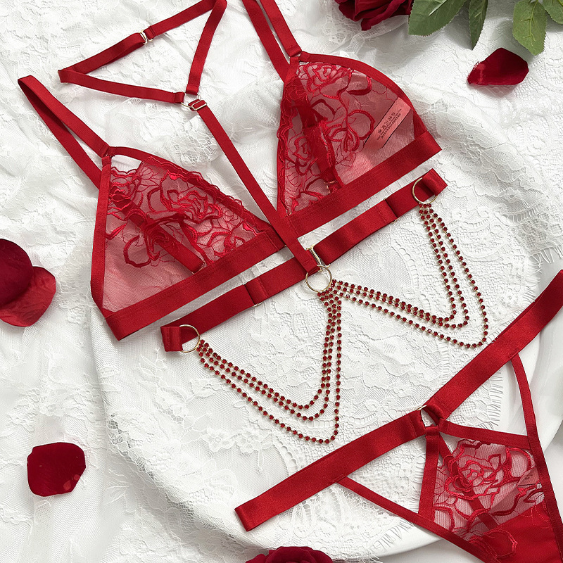 Sexy See-through Sexy Lingerie Women's Triangle Circumference T-Back Collar Birth Year Red Rose Embroidered Bra 72109