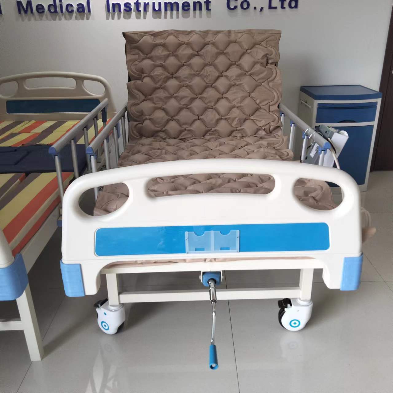 家用病人康复护理床单双摇多功能病床医院医疗床康复床带便孔瘫痪