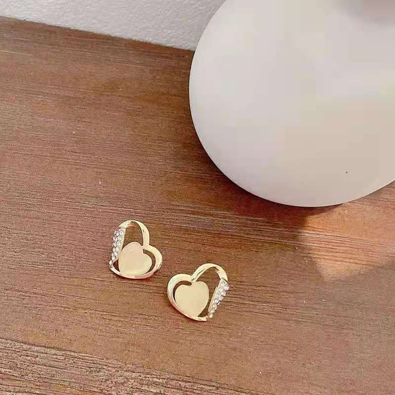 Needle New Heart Shape with Diamond Opal Stone Ear Studs Korean Temperamental Cold Style Simple All-Match Ear Jewelry