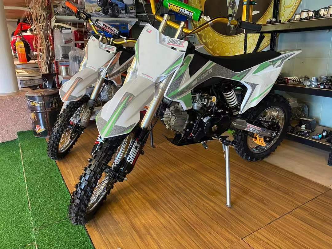 125cc山地越野车 ktm赛事专业赛摩 高赛全地形越野摩托车 2轮跑车