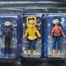 NECA 电影版 鬼妈妈 卡洛琳 雨衣版7寸超可动人偶手办模型