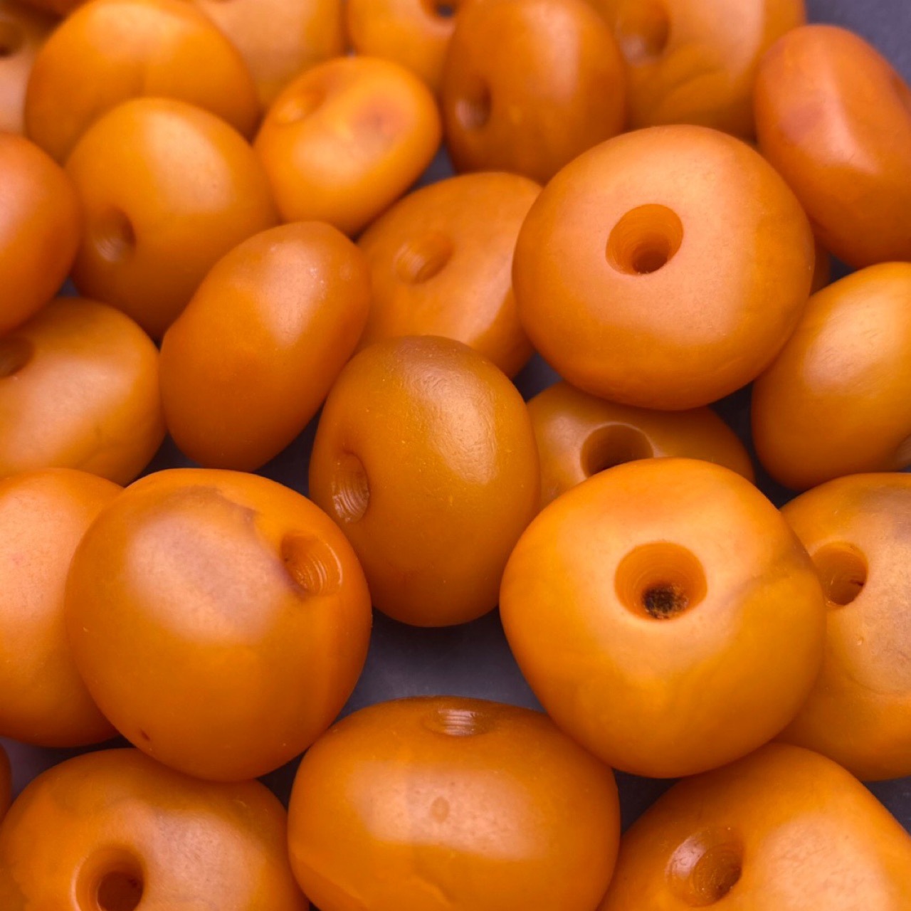 纯天然蜜蜡 老蜡平安扣 蜡质浓郁 纹理清晰 尺寸20-26 全品