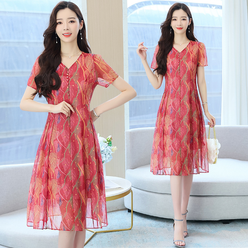 2024新款妈妈装连衣裙中年女夏装40岁50洋气中老年短袖过膝裙子
