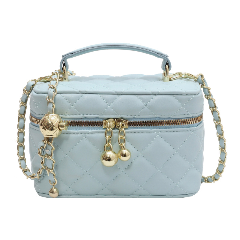 Diamond Chain Small Bag Female 2022 Popular New Versatile Fashion Shoulder Bag Fall Winter Fashion Texture Box Bag