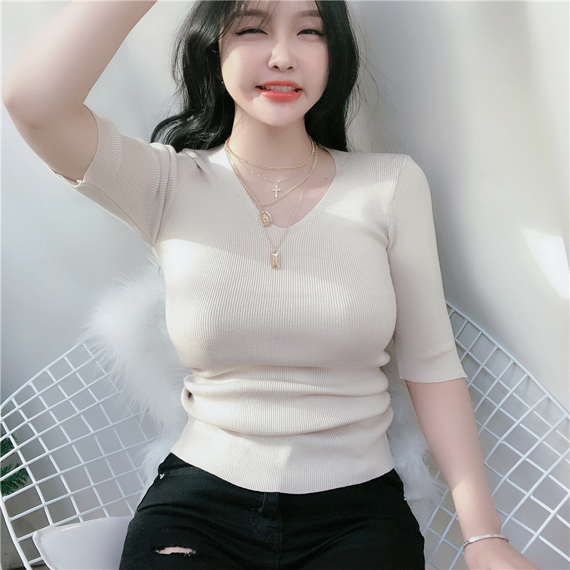 韩版裸色上衣女针织打底衫内搭紧身显胸大v领五分袖t恤米杏色肤色