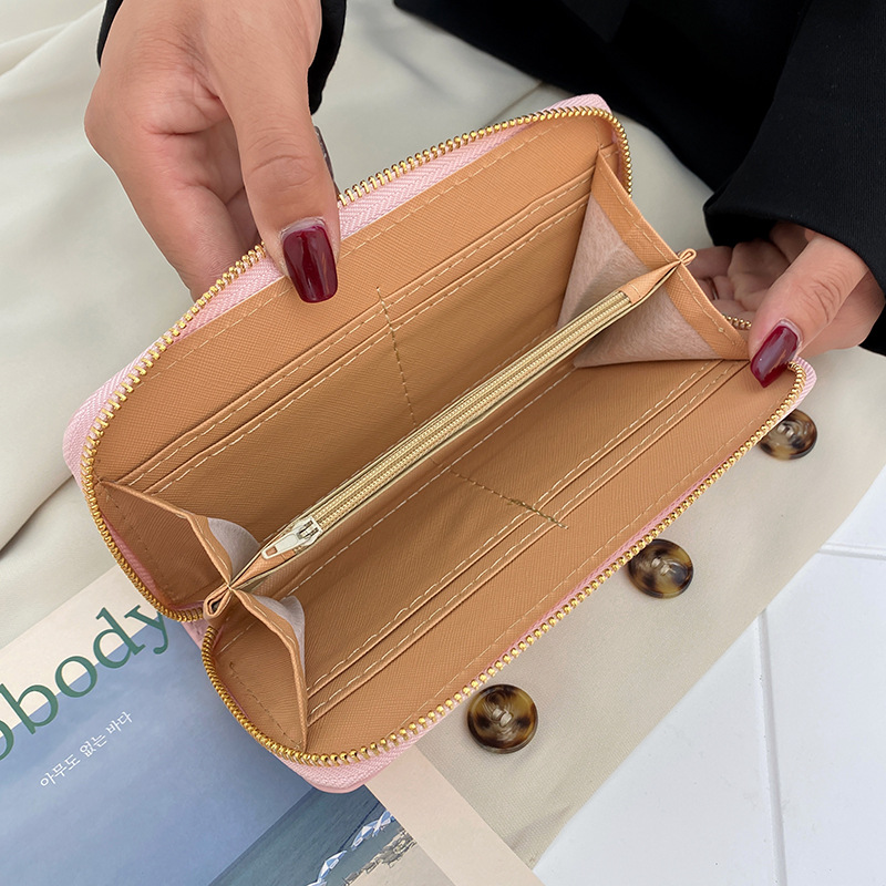 2021 New Women's Long Wallet Women's Temperament Pure Color Clutch Purse Fashionable Stylish Outfit European and American Retro Bags